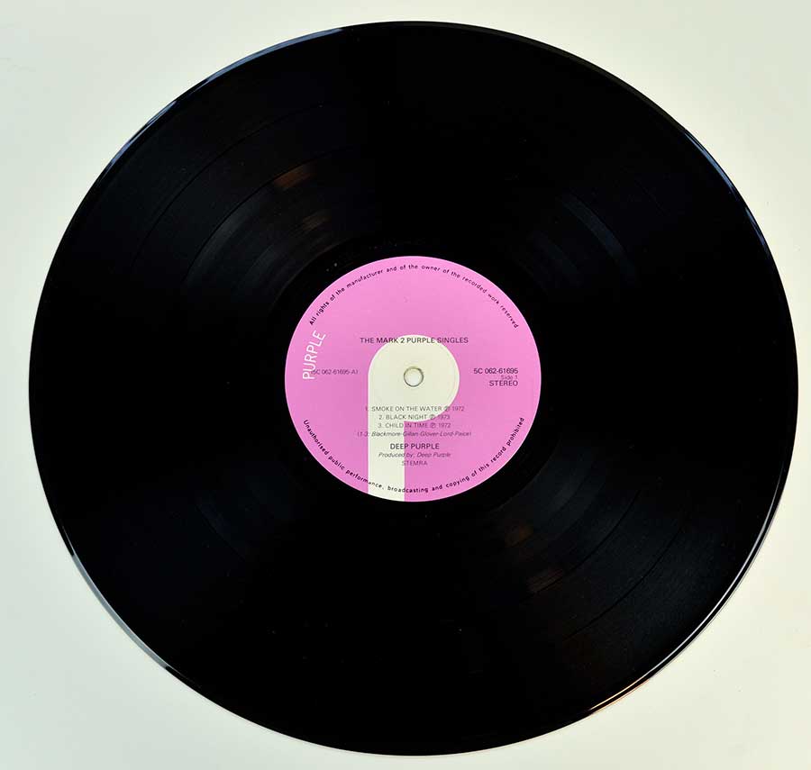 High Resolution Photo of the LP Side One  of The Mark 2 Purple Singles https://vinyl-records.nl